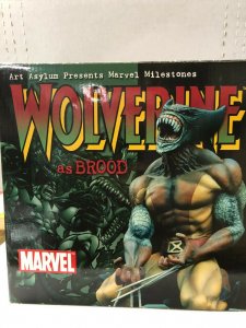 WOLVERINE BROOD Art Asylum by Ken Usanami! 212/2500 in BOX Low number