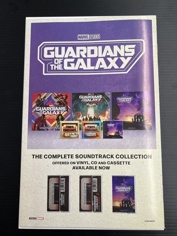 ULTIMATE SPIDER-MAN #1 COSTUME COVER C 2024 NM MARVEL COMICS IN-HAND PROSHIPPER