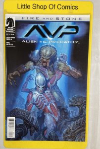 Alien Vs Predator Fire and Stone #4 AVP 2015 Dark Horse Comics
