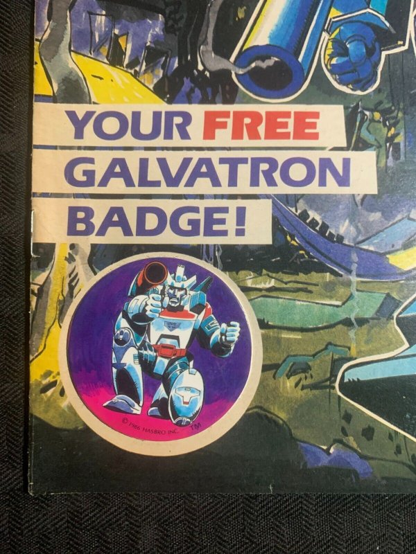 1987 THE TRANSFORMERS Marvel UK Comic Magazine #98 FVF 7.0 with Galvatron Badge!