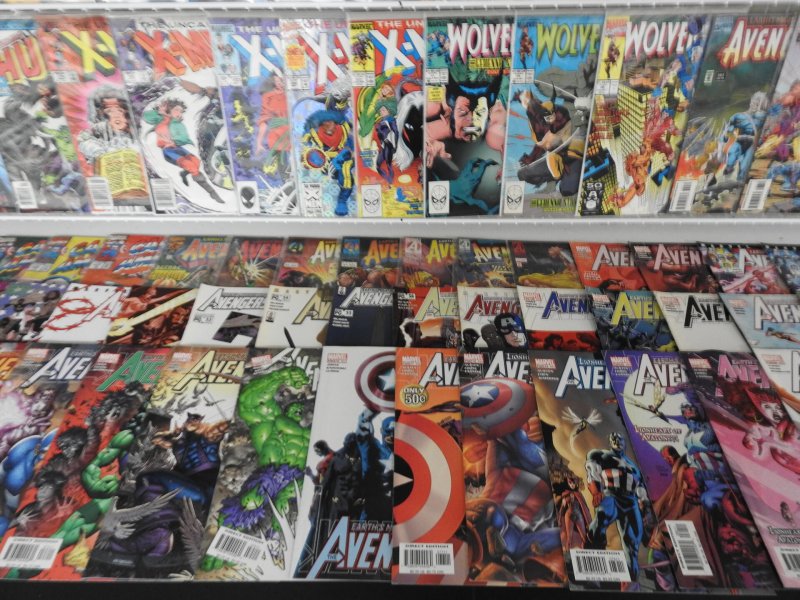 Huge lot of 170+ Comics W/ Avengers, Wolverine, X-Men Avg FN/VF Condition!