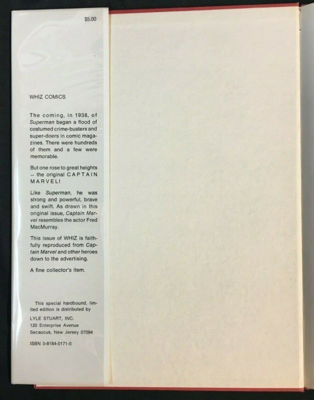 DC COMICS FAMOUS 1ST EDITION OVERSIZED HARDCOVER WHIZ COMICS 1ST CAPTAIN MARVEL