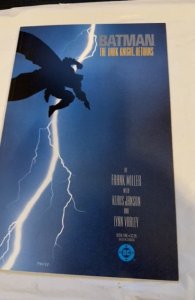 Batman: The Dark Knight #1 (1986) first print Frank miller iconic series