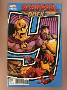 Deadpool the Duck #5 Incentive Dave Johnson Connecting Cover E Variant (2017)