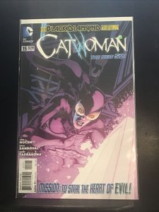 Catwoman #15 (DC Comics, February 2013)