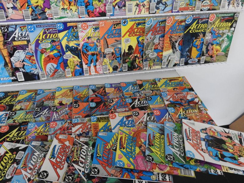 Huge Lot 190+ Comics W/ Wonder Woman, Action Comics, Batman, +More! Avg VF- Cond