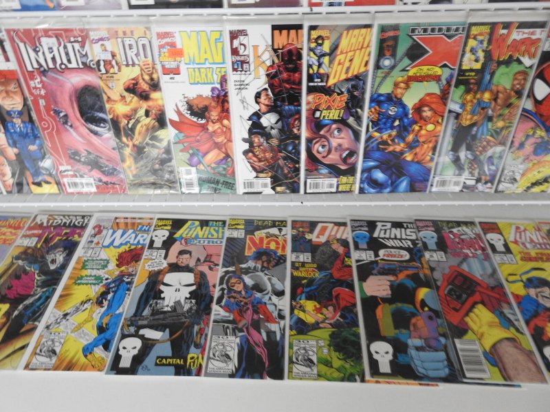 Huge Lot 130+ Comics W/ Avengers, X-Men, Spidey, Black Panther+ Avg VF+ Cond!!