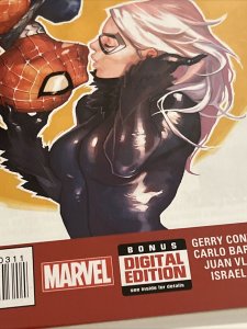 Amazing Spider-Man #18.1 (2015) Black Cat Kiss Marvel Comics Save Combine Ship