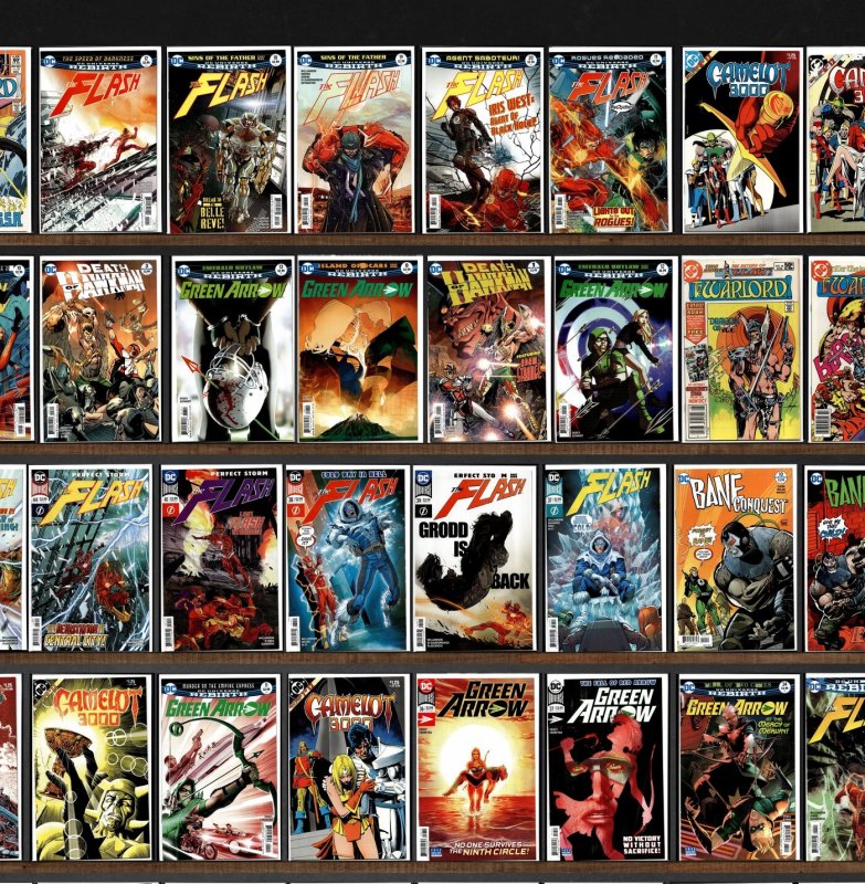 Huge Lot 140+ Comics with The Flash, Green Arrow, Warlord & More!