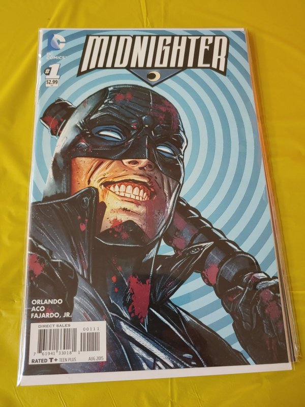 Midnighter (2015 series) #1 in Near Mint + condition. DC comics vf