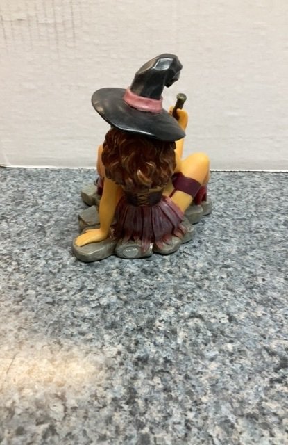 Sexy Witch Resin Statue loose 6inches tall