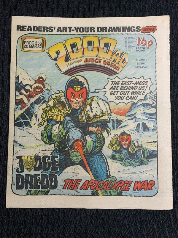 1982 March 20 2000 A.D. JUDGE DREDD #256 VG/FN 5.0 The Apocalypse War Cover