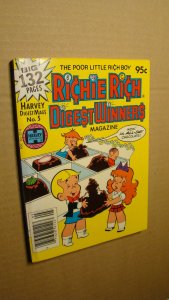 RICHIE RICH DIGEST WINNERS 5 *NICE COPY* HARVEY COMICS 132 PAGES