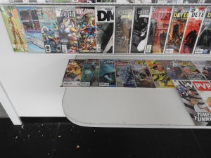 Huge Lot 140+ Comics W/ Justice League, Batman, Supergirl, +More! Avg VF- Cond