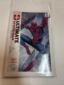 Ultimate Spider-Man : Married With Children (2024) TPB Hickman • Checchetto