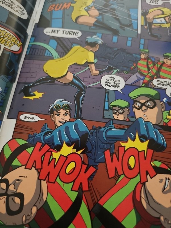 IMPOSSIBLE JONES 1 Kesel Hahn superhero thief romp fun NM