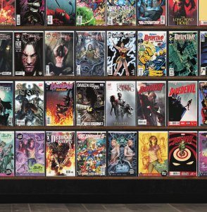 Huge Lot 150+ Comics with Daredevil, Countdown, Daken: Dark Wolverine & More!