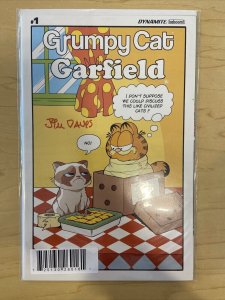 GRUMPY CAT GARFIELD #1 -3 COMPLETE SERIES OF 24 COVERS INCLUDING SIGNED COVER.