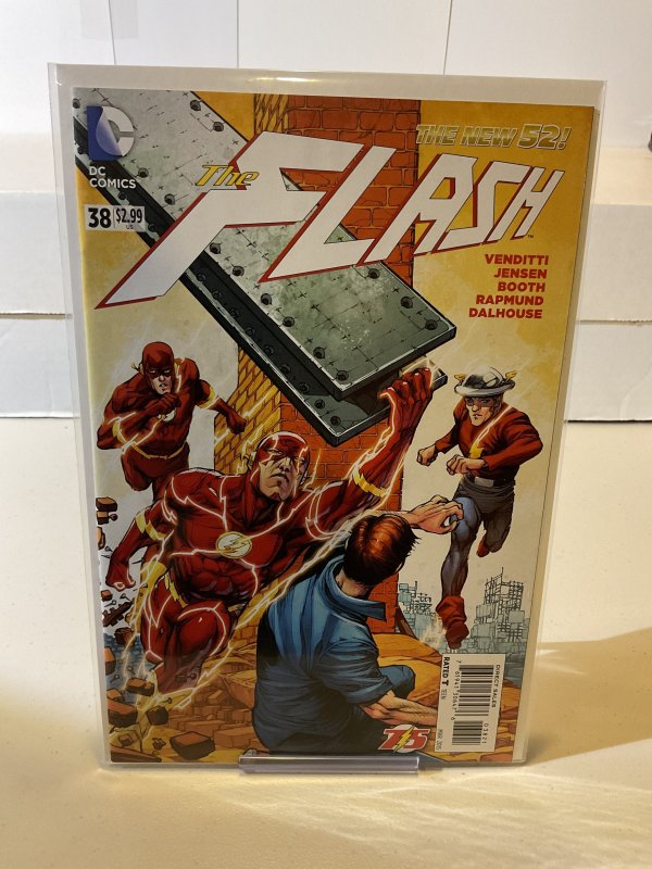 Flash #38  2015  New 52! 75th Anniversary Homage Variant!