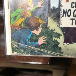 House of Mystery 208 Classic Cemetery Cover  