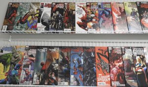 Huge lot of comics! Spider-Man, Conan, Wolverine, 2x Signed Green Lantern