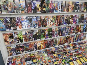 Huge Lot 230+ Comics W/ Hulk, Iron Man, Spider-Man, +More! Avg VF- Condition!