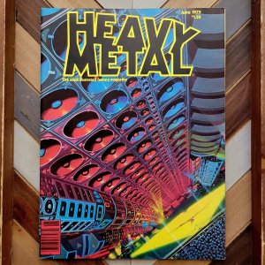 HEAVY METAL VOL. 3 #2 NM- (HM 1979) WRIGHTSON Corben SIMONSON McKie/BOAS Covers