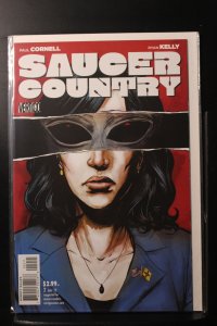 Saucer Country #2 (2012)