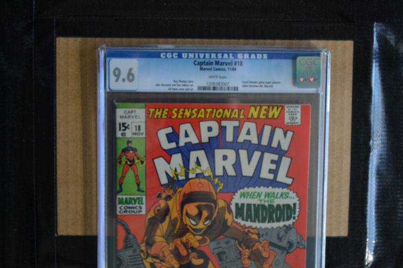 CAPTAIN MARVEL # 18 : CGC  9.6 (NM+) : NOVEMBER 1969 : MARVEL COMICS