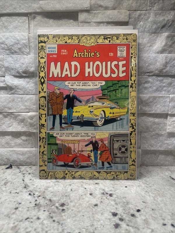 Archie's Mad House 52 1967 Mid Grade Secret agent Issue