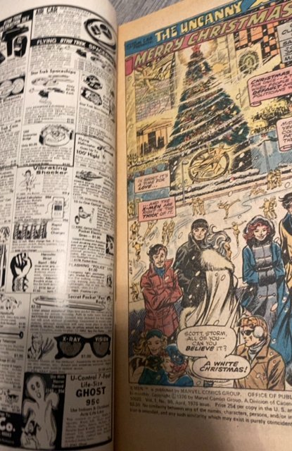 The X-Men #98 (1976)John Byrne Art, Vs the Sentinels