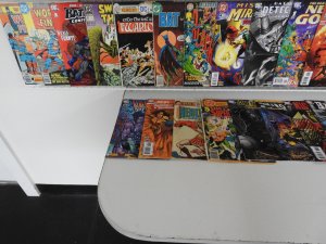Huge Lot 130+ Comics W/ Batman, Superman, Green Arrow+ Avg Fine/VF Condition!