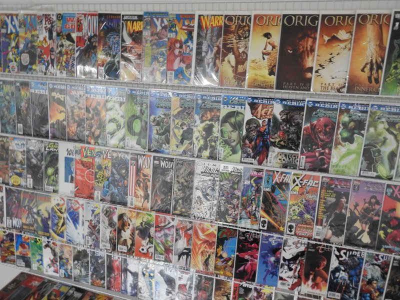 Huge Lot 150+ Comics W/Wolverine, Venom, Super Skrull+ Avg VF Condition!!