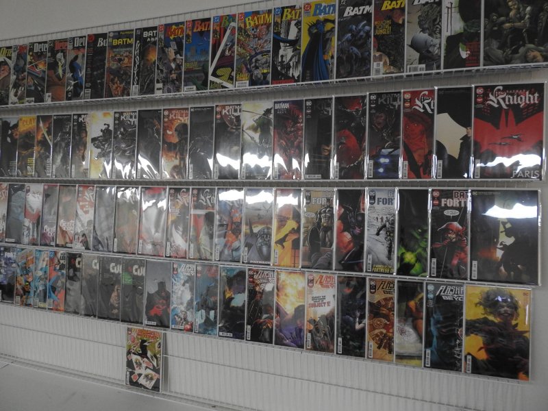 Huge Lot 90+ Comics W/ Detective Comics, Batman, & Batman Mini-Series! Avg VF+