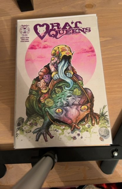 Lot of 9 Comics (See Description) Rat Queens, Star Wars