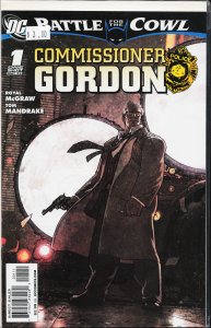 Batman: Battle for the Cowl: Commissioner Gordon (2009) Commissioner James Go...