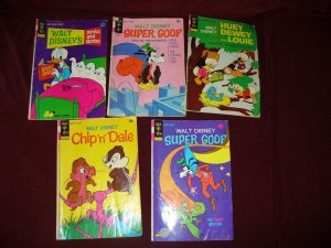 Comic Book Lot of 5 Walt Disney Gold Key Comics