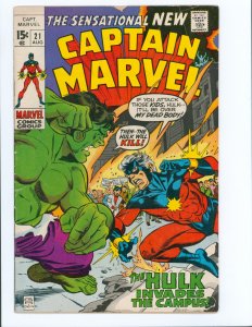 Captain Marvel 21 classic battle with the Hulk