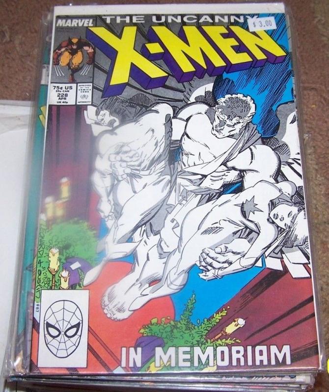 UNCANNY X-MEN #228 1987 MARVEL  IN MEMORIUM- THE X MEN DEAD ? WOLVERINE