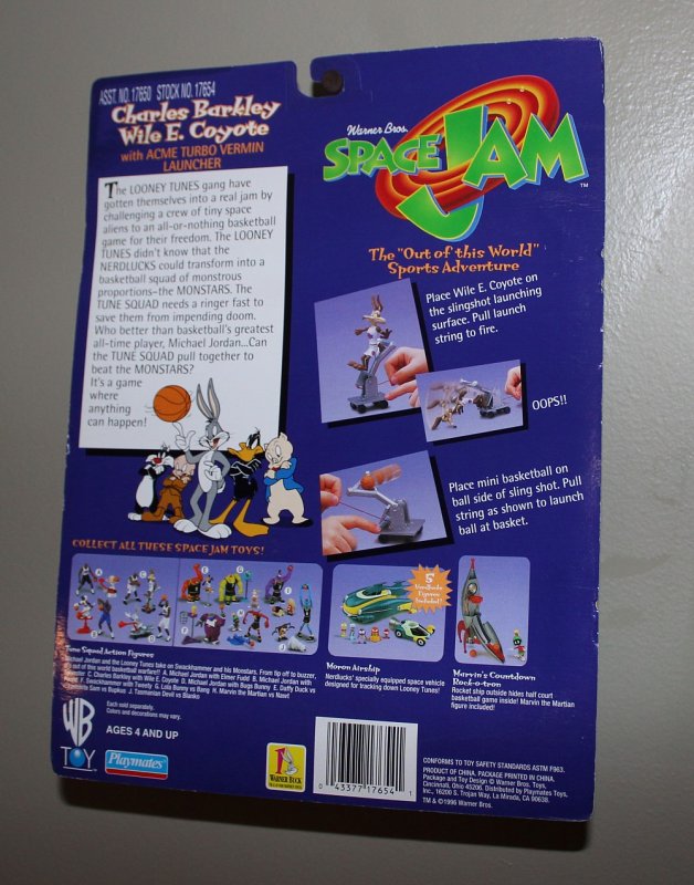 Michael Jordan Space Jam: Charles Barkley vs Wile E. Coyote Figure MOC  1996