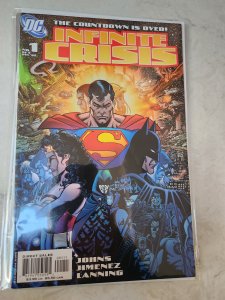 Infinite Crisis #1 George Pérez Cover (2005)