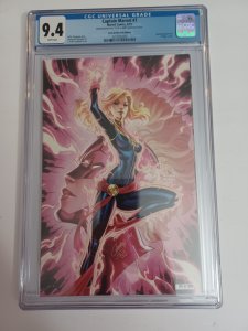 Captain Marvel #7 Glow In The Dark Virgin Edition LTD 3000 - Campbell - CGC 9.4