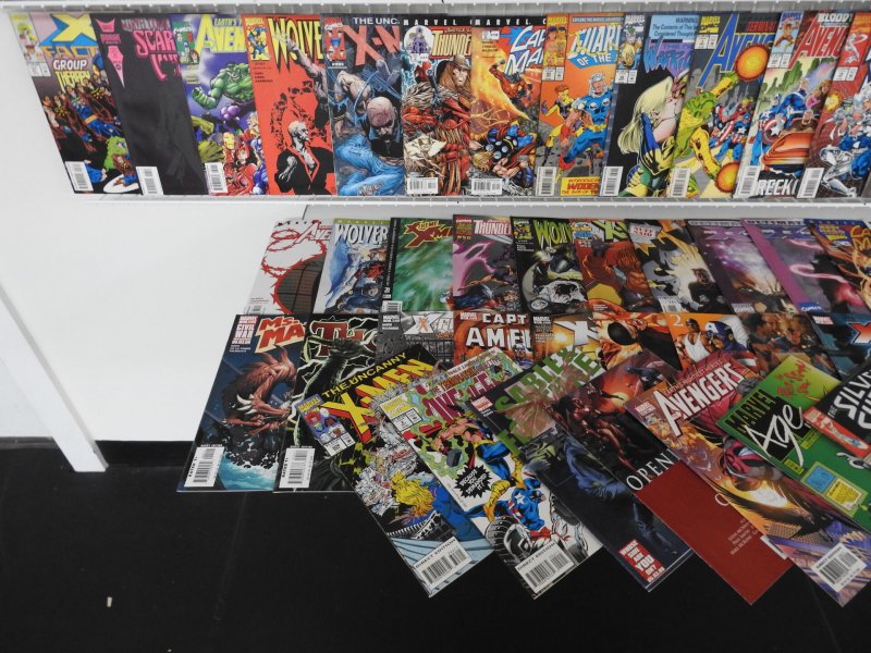 Huge Lot 170+ Comics W/ Thunderbolts, Wolverine, Avengers+ Avg VF+ Condition!