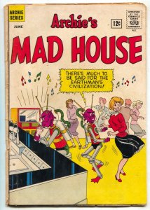 Archie's Mad House # 19 1962-1st Hilda the Witch- reading copy