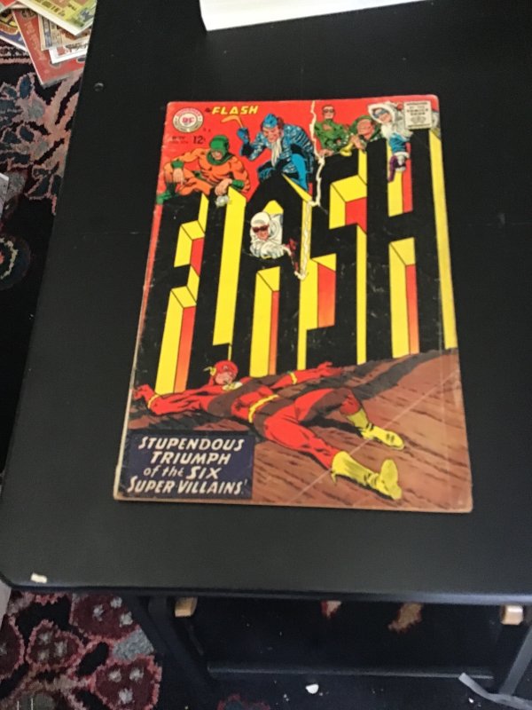 The Flash #174 (1967) Rogues Gallery Cove Wow! VG/FN All-Villain Key!