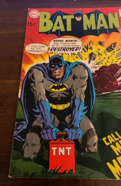 Batman #215 (1969)Call me master dock girodano