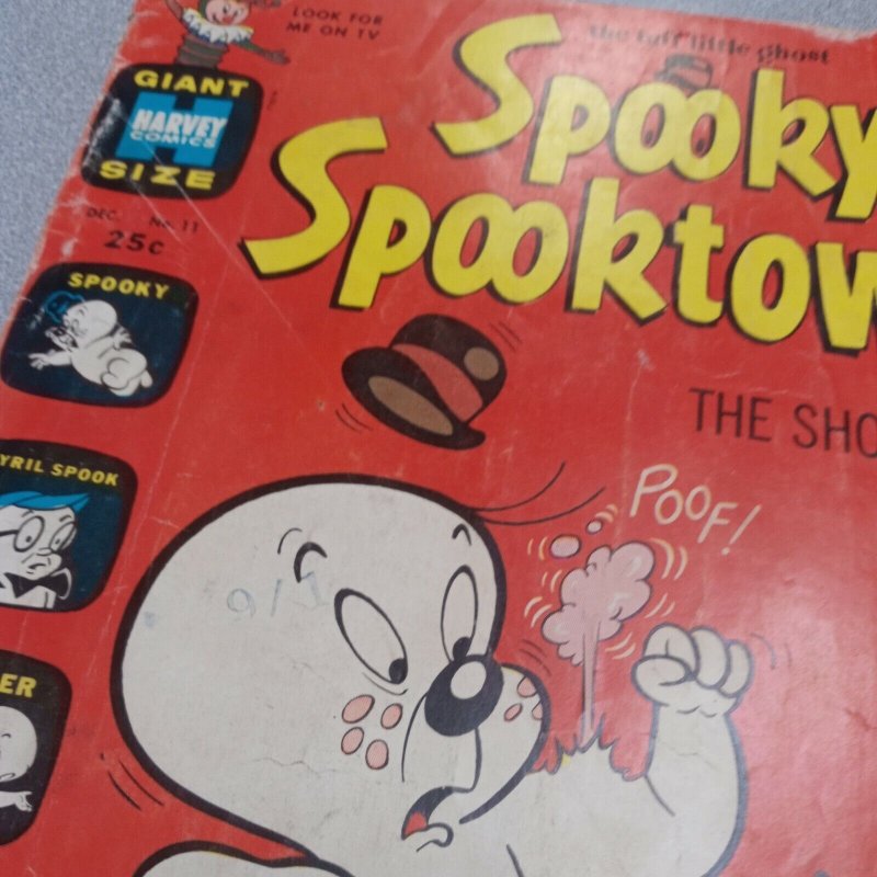 Spooky Spooktown : The Show Off #11 silver age 1964 Harvey Comics giant cartoon