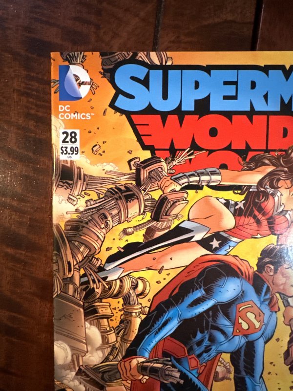 Superman/Wonder Woman #28 Variant Cover (2016)