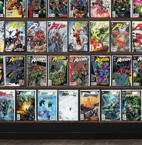 Huge Lot 140+ Comics with Robin, The Flash, Deathstroke, Aquaman & More!
