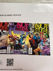 4 Outsiders DC Comic Books # 1 2 3 4 Batman Superman Flash  19 CT3
